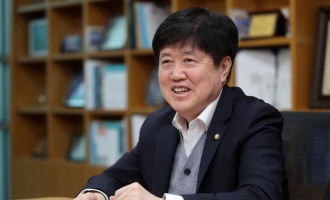 [여의도人터뷰]웹툰에 빠진 의원님 