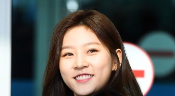 [단독]배우 김새론, 강남서 '만취운전' 구조물 들이받고 도주…경찰 조사중