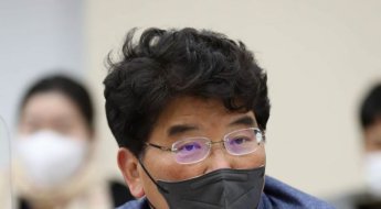 박완주 '성 비위 의혹' 피해자, 경찰에 고소장 