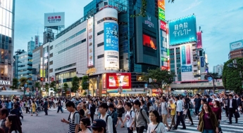 "결국 일본만 먹여살렸네"…'처참한 성적표' 임시공휴일, 내수 살린다더니