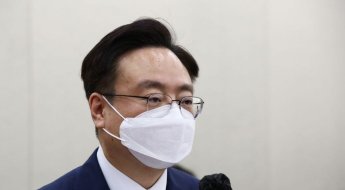 140일 만에 자리 채운 복지부 장관…첫 일정 '국정감사'