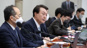 '화물연대 파업' 尹 강공 통했다…지지율 반등