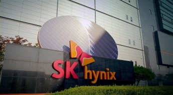 SK하이닉스, 메모리 한파에 지난해 영업익 44% 감소