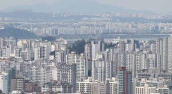 서울 아파트값 3주 연속 올라…수도권 17개월 만에 반등