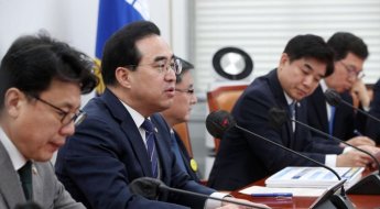 '탄핵정국' 2월 국회 강타…與野, '법적 근거' 놓고 격돌 