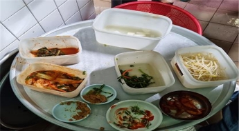 남은 김치로 만든 김칫국 손님상에…부산서 대거 적발