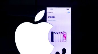 아이폰 또 '배터리 악몽'…"iOS17 업데이트 무서워"  