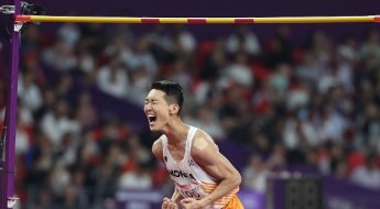 [아시안게임]우상혁, 바르심 이어 2위…아시안게임 높이뛰기 은메달