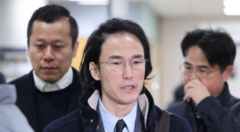 '횡령·배임 혐의' 조현범 회장 1심서 징역 3년…법정구속