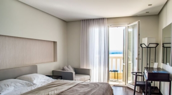 여행지 호텔방 짐부터 푼다고?…연인의 얼굴색은 변한다