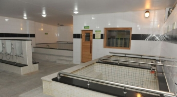 아빠 때밀이 받는 사이에…9살 아들, 50㎝ 깊이 목욕탕 빠져 사망