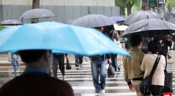 '근로자의 날' 전국 흐리고 구름…남부·제주엔 빗방울
