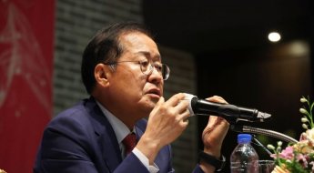 홍준표, 최태원 재산분할 1.3조 판결에 "그 정도는 각오해야" 
