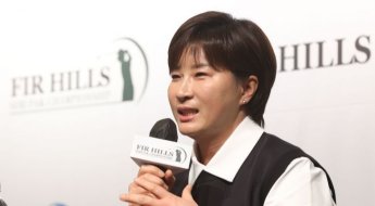 부녀갈등 폭발…박세리희망재단, 사문서위조혐의 박세리 아버지 고소