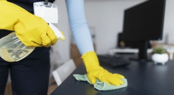 "회사원과 하늘 땅 차이"…24시간 대기도 좋아, 부자 옆으로 갑니다 [세계는Z금]