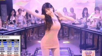 아프리카, '여캠 벗방' 이미지 벗을까…18년 만에 BJ → 스트리머로