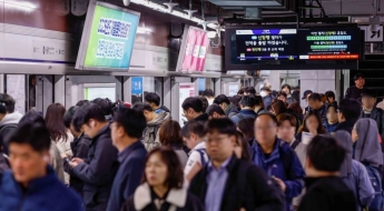 누군가는 덥고, 누군가는 춥다…4월 냉방 민원 7만건 돌파
