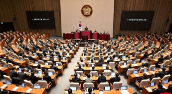 '尹 탄핵 인용' 여론 우세…'탄핵기각·각하'보다 19∼24%p 앞서