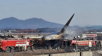 [영상] 800~900m 짧은 무안공항 활주로, 사고에 영향 미쳤나