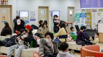 발열·기침 전주보다 2배 증가...