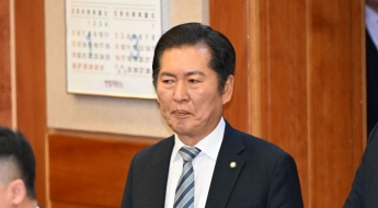 '왕수박' 공격에 놀란 정청래 