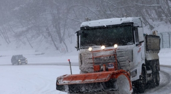 기습 폭설 '하얗게 질린' 서울…출근길도 발동동