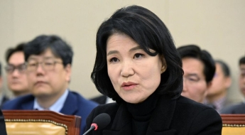 "이진숙, 국무회의서 '3대 특검법 정치 보복 비칠 수 있다' 공개 반발"