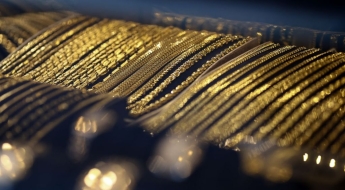 신기록 행진 '금속 전성시대'내년에도 반짝반짝 빛날까