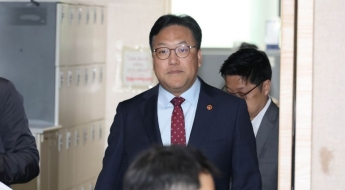 임기 마친 김병환 금융위원장, 이임식 없이 조용히 퇴장