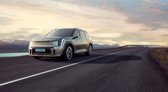 벤츠·볼보 제친 '기아 EV9'…글로벌 車매체 평가서 연이어 호평