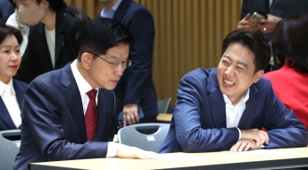 "당이 잘못했다" 이준석에 사과한 김문수[대선판 흔든 이 한마디]