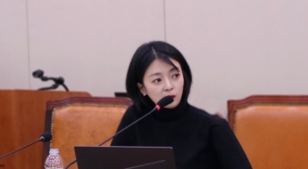 배현진 "당근 거래도 아니고 당권 거래?…숙주 찾는 기생충들이나 하는 짓"