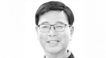 [시시비비]'별의 순간'보다 '반딧불의 순간'