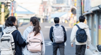 대한민국 10대들, 여기서 돈 쓰고 있었네