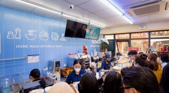  390조원 HMR 시장K간편식, 프리미엄으로 휩쓴다
