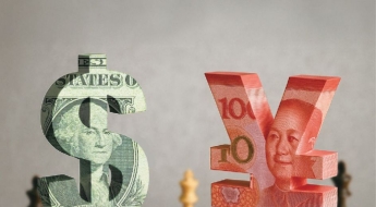 中 역외위안화 환율 달러당 7위안 '붕괴'…15개월만