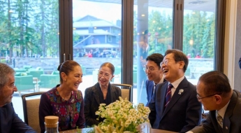G7 데뷔전서 '돌발 변수'…李대통령, 대안 외교로 승부수