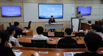 사직 전공의들 