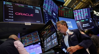[뉴욕증시]관세 협상 연장·금리 인하 기대…S&P500 0.8%↑