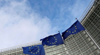 EU, 18차 대러시아 제재안 만장일치 합의…러 원유 상한가 15%↓