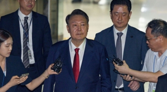 尹, 내란특검에 재구속…머그샷 찍고 서울구치소 3평 독방에 수용