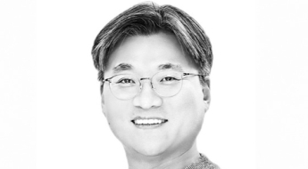 [초동시각]경제 입법 속도에 냉가슴 앓는 재계