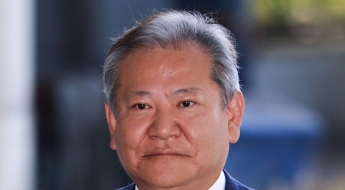 내란 특검, ‘계엄 가담·방조 의혹’ 이상민 전 행안부 장관 소환 조사
