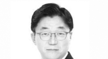 [시시비비]트럼프의 '관세 쇼', 국격은 어디에 있는가