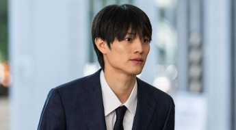 "같이 화장실 가자" 女통역사 성추행한 아이돌…"큰 대가 치렀다"