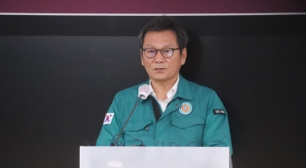 "떼 써본 것" "500억이라도"…'최악 가뭄' 강릉시장 발언 뭇매
