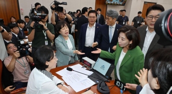 합이 11선의 격돌…막 오른 법사위 '추·나대전'