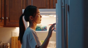 남은 음식은 일단 냉동실로?…얼리면 안되는 식품 따로 있다