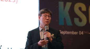귀국 앞둔 양자석학 