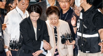 '尹정권 정교유착' 한학자 구속…수사동력 끌어올리는 특검